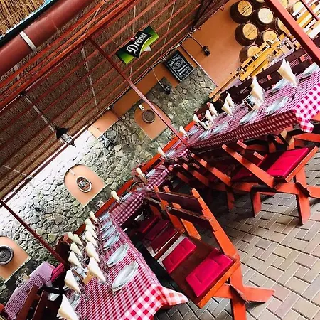 ベッド・アンド・ブレックファスト Tapolca Fogado