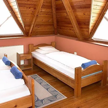 ベッド・アンド・ブレックファスト Tapolca Fogado 3*