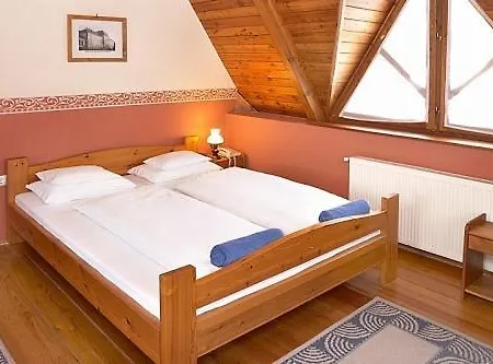 Tapolca Fogado ベッド・アンド・ブレックファスト 3*